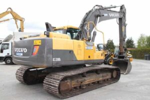 Volvo ec 220 dl bontott alkatrészek