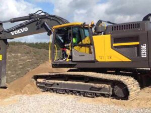 Volvo ec380el bontott alkatrészek