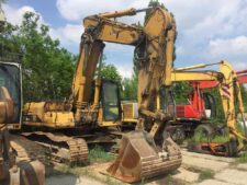 Használt alkatrészek Caterpillar 325B LN kotrógéphez, bontott állapotban