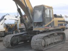 Excavator Caterpillar 330 – Alkatrészek