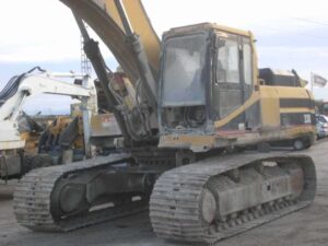 Excavator caterpillar 330 – alkatrészek