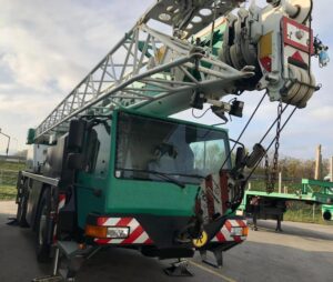 Liebherr ltm 1030-2. 1 daru alkatrészek