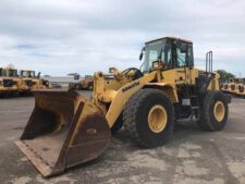 Komatsu WA380 homlokrakodó alkatrészek