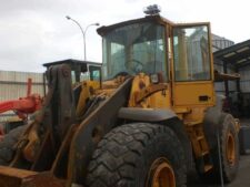 Volvo L110E homlokrakodó alkatrészek