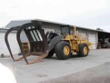 Volvo L330C homlokrakodó – Alkatrészek és kiegészítők