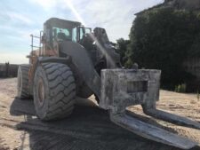 Volvo L350F homlokrakodó alkatrészek