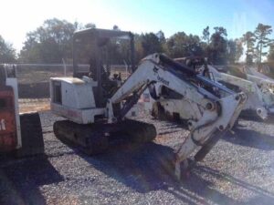 Bobcat 331 minikotró alkatrészek