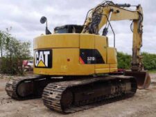 Használt alkatrészek Caterpillar 321D LCR kotrógéphez