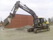 Használt alkatrészek Volvo EC160DL kotrógéphez