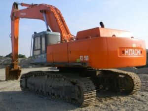 Hitachi ex550 bontott alkatrészek kotrógéphez