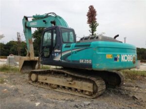 Kobelco sk250 kotrógép alkatrész: joystick, lánctalpas futómű, motor