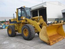 Komatsu WA 300 homlokrakodó alkatrészek