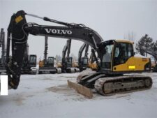 Alkatrészek Volvo EC160 kotrógéphez – motor, hidraulikaszivattyú, forgókorona, joystick