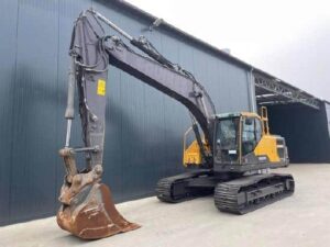 Volvo ec220e kotrógép bontott alkatrészek