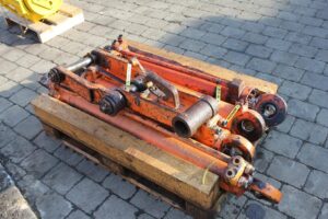 Atlas 1302 d hidraulikus munkahengerek bontásból, dezmembrări