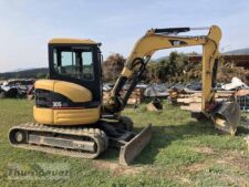 Alkatrészek bontott Caterpillar 305CR kotrógépből
