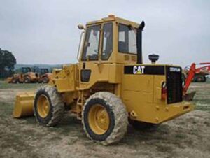 Alkatrészek bontott caterpillar 910 buldózerhez