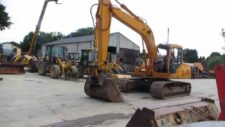 Alkatrészek Hyundai R130 LC-3, R130W-3, R210 LC-3 építőgép bontásból