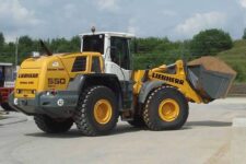 Liebherr L550 bontott alkatrészek