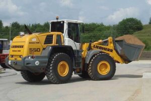 Liebherr l550 bontott alkatrészek