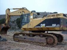 Alkatrészek Caterpillar 350 kotrógépből: motor, lánctalp, hidraulikaszivattyú