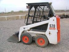 Alkatrészek bontott vagy új Bobcat S70-hez