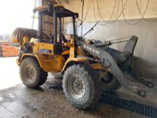 Volvo L30B-Z homlokrakodó bontott alkatrészek