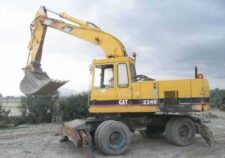Caterpillar 224B gumikerekes kotrógép