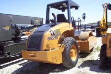 Case SV210 tömörítőgép – Motoralkatrészek