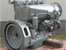 Felújított Deutz F6L912 komplett motor