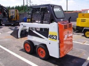 Új alkatrészek bobcat 453-hoz