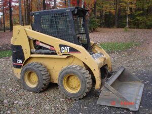 Alkatrészek caterpillar 236 mini rakodóhoz – skid steer