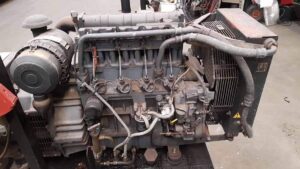 Deutz f4m1011 motor alkatrészek