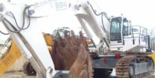 Használt Liebherr R984C kotrógép alkatrészek