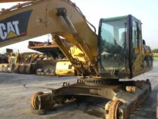 Használt Caterpillar 325C kotrógép
