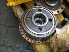 Planetáris hajtás bontott Schaeff kotrógépekhez – felújított mechanikus alkatrész