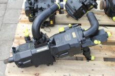 Használt O&K L15 kotrógép hidraulikus szivattyú