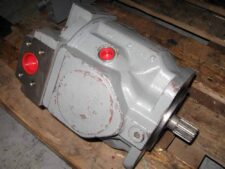 Rexroth A10V71 hidraulikus szivattyú