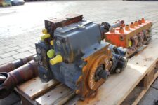 Rexroth A4VG 90 használt hidraulikus szivattyú kotrógéphez OK RH 125