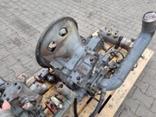 Case 9046 Rexroth Uchida hidraulikus szivattyú, használt, kotrógép alkatrész