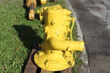 Sárga hidraulikus szivattyú Komatsu PC 240 kotrógéphez