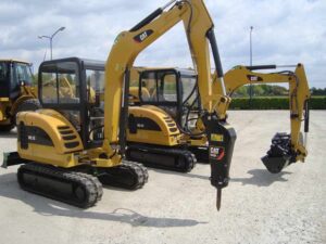 Caterpillar minikotrók – kompakt építőipari gépek