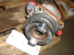 Bosch 0510 225 006 típusú hidraulikus szivattyú gépekhez ok