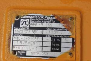 Első-hátsó híd liebherr a900 kotrógéphez – zf zahnradfabrik passau