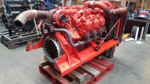 Deutz motor hűtőrendszerrel, intercoolerrel és radiátorral