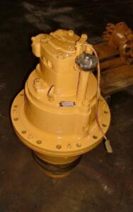 Liebherr 932 litronic használt forgatómű reductora