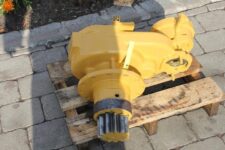 Caterpillar 212-12 forgatómű reductora