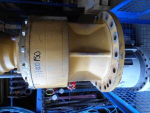 Forgató reduktor caterpillar 324e kotrógéphez