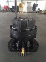 Fordulatszámcsökkentő Komatsu PC 240-11-hez