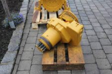 Liebherr 902 forgatómű reduktor – Liebherr alkatrészek
